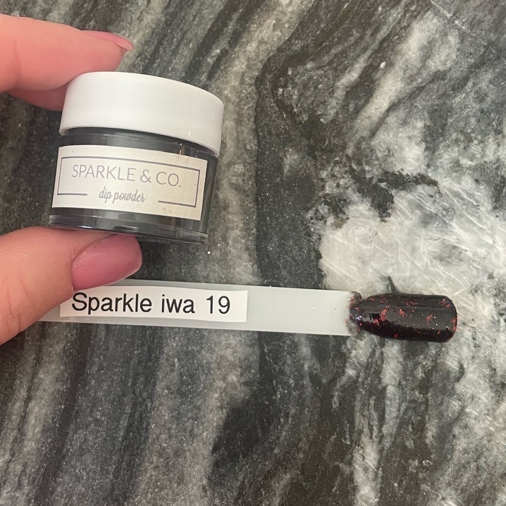 Sparkle & Co I want it all/Love at first bite 19 dip powder 0.25 oz